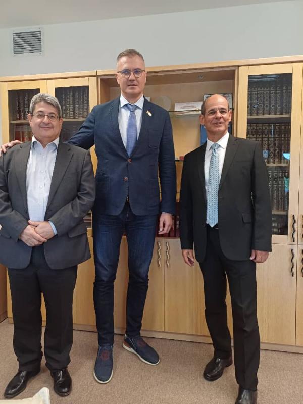 El Rector del ISRI se reunió con e l Director de la Biblioteca Nacional de Belarus