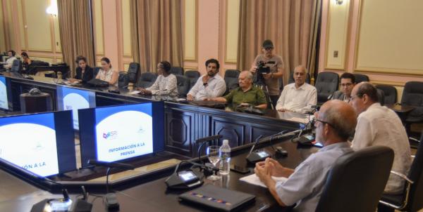 Conferencia de prensa del Seminario Internacional sobre Diplomacia Parlamentaria