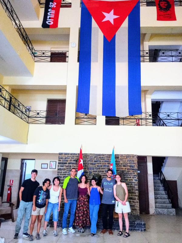 Estudiantes de EEUU fueron recibidos por los estudiantes del ISRI