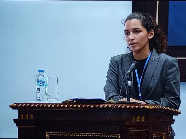 Estudiantes del ISRI tienen su espacio, esta vez Kamila Suárez