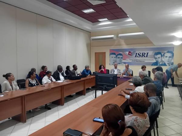 Comienza, por un grupo de especialistas del sistema del MES el proceso de acreditación de la Maestría del ISRI