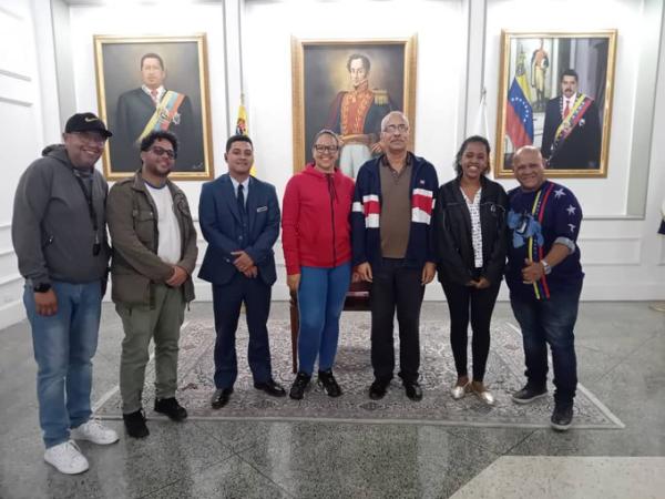 Llegó a Venezuela una delegación de profesores del ISRI para el fortalecimiento académico y diplomático