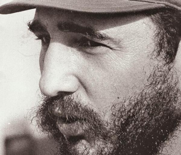 Convocatoria al  I Coloquio Internacional Fidel: legado y futuro