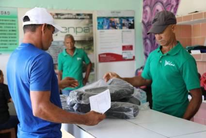 El Ministerio de la Agricultura y la FAO implementan proyectos con financiamiento internacional para acelerar la recuperación de los medios de vida y la seguridad alimentaria en 13 municipios del oriente cubano, tras el paso del huracán Melissa. 