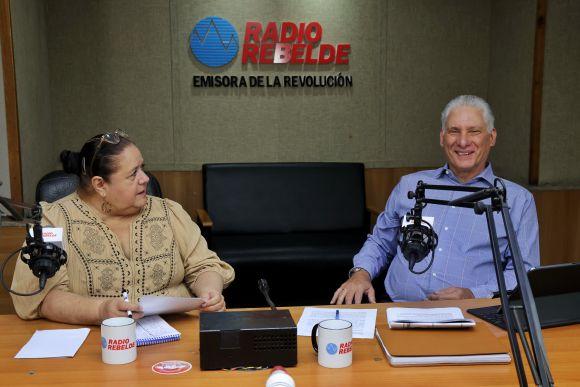 Programa “Criterio Compartido” transmitido por Radio Rebelde, el Primer Secretario del Partido Comunista de Cuba y Presidente de la República, Miguel Díaz-Canel Bermúdez, abordó los desafíos económicos y sociales del país, enfatizando la necesidad de incrementar la producción nacional y mantener el rumbo socialista frente a la crisis energética y el recrudecimiento del bloqueo.