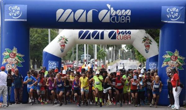 La UJC,  PCC y el Sindicato del MINREX convocan a la población a participar en la iniciativa “Andarines Cubanos contra el Bloqueo”, como parte de la Carrera/Caminata MARAHABANA-MARACUBA, que se celebrará el próximo 15 de noviembre, La actividad deportiva y política se desarrollará en distancias de 5 km, 10 km, 21 km y 42 km, y constituye un espacio de denuncia contra el bloqueo económico, comercial y financiero impuesto por Estados Unidos