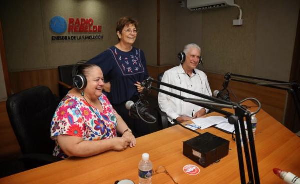 presidente de la República, Miguel Díaz-Canel Bermúdez, anunció que la próxima salida al aire de Criterio Compartido, un nuevo programa de radio dedicado a abordar la realidad del país.