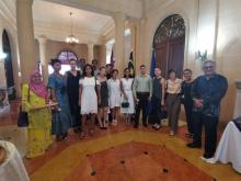 Los estudiantes del ISRI tuvieron la posibilidad de intercambiar con el Embajador de Malasia en Cuba. 
