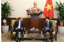Viceministro de Relaciones Exteriores de Vietnam  recibe al rector del ISRI
