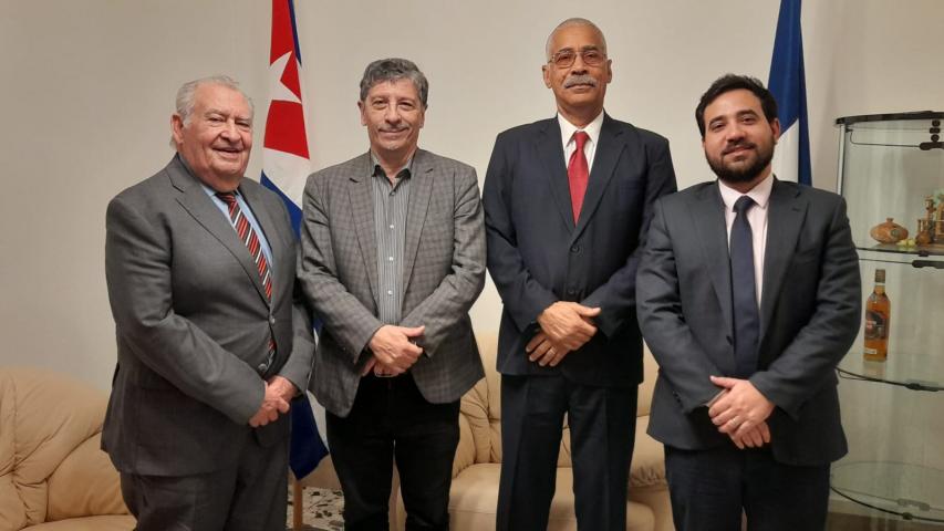 Encuentro con representantes de IDA y ILERI con delegación del ISRI y funcionarios del la Embajada de Cuba en Paris