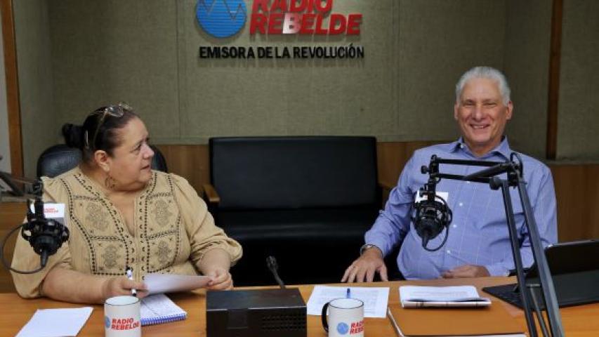 Programa “Criterio Compartido” transmitido por Radio Rebelde, el Primer Secretario del Partido Comunista de Cuba y Presidente de la República, Miguel Díaz-Canel Bermúdez, abordó los desafíos económicos y sociales del país, enfatizando la necesidad de incrementar la producción nacional y mantener el rumbo socialista frente a la crisis energética y el recrudecimiento del bloqueo.