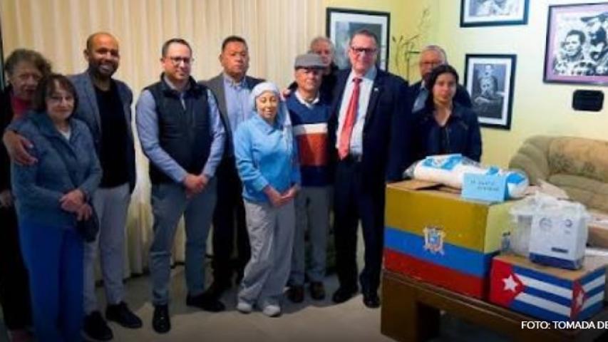 cuatorianos solidarios con Cuba concluyeron una jornada destinada a recaudar fondos para la compra de insumos médicos destinados a la isla, que resiste hoy el impacto del bloqueo de Estados Unidos