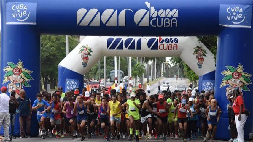 La UJC,  PCC y el Sindicato del MINREX convocan a la población a participar en la iniciativa “Andarines Cubanos contra el Bloqueo”, como parte de la Carrera/Caminata MARAHABANA-MARACUBA, que se celebrará el próximo 15 de noviembre, La actividad deportiva y política se desarrollará en distancias de 5 km, 10 km, 21 km y 42 km, y constituye un espacio de denuncia contra el bloqueo económico, comercial y financiero impuesto por Estados Unidos