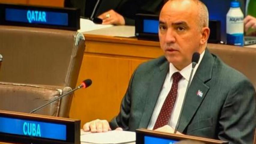El Ministerio de Relaciones Exteriores emitió una declaración condenando el bloqueo energético impuesto por EE. UU., exigiendo el cese inmediato de las medidas coercitivas unilaterales ante organismos internacionales.